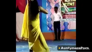 Bihari Village Aunty Saree Open Sex With Husband Leaked Mms