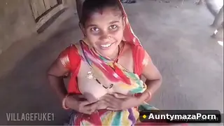 Horny Bhabhi Chudai Massage Sex Video