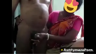 Naughty Dehati Aunty Cum Viral Video