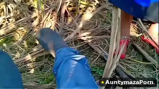 Village Bhabhi Aunty Dance