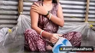 Wild Marwadi Gujrati Bhabhi Outdoor Blowjob Full Video